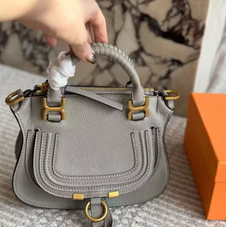 Tas Wanita Kulit Sapi Lapisan Atas Vintage, Desain Penutup Pipa, Tas Bahu Elegan dengan Pegangan Tangan dan Tali Selepang untuk Keperluan Sehari-hari.