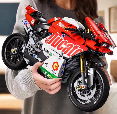 Set Balok Bangunan Motor V4 Terkenal, Kit Model Super Motor, Balap Teknologi, Mainan Rakitan STEM, Hadiah untuk Anak Laki-laki & Perempuan